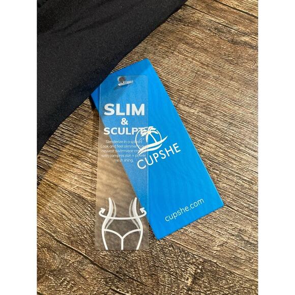 CUPSHE Black Square Neck Slim & Sculpt One-Piece Swimsuit Size Small New - Picture 5 of 11